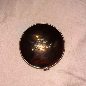 Too faced chocolate bronzer